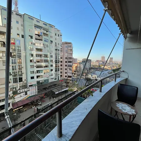 Apartament Skybase *